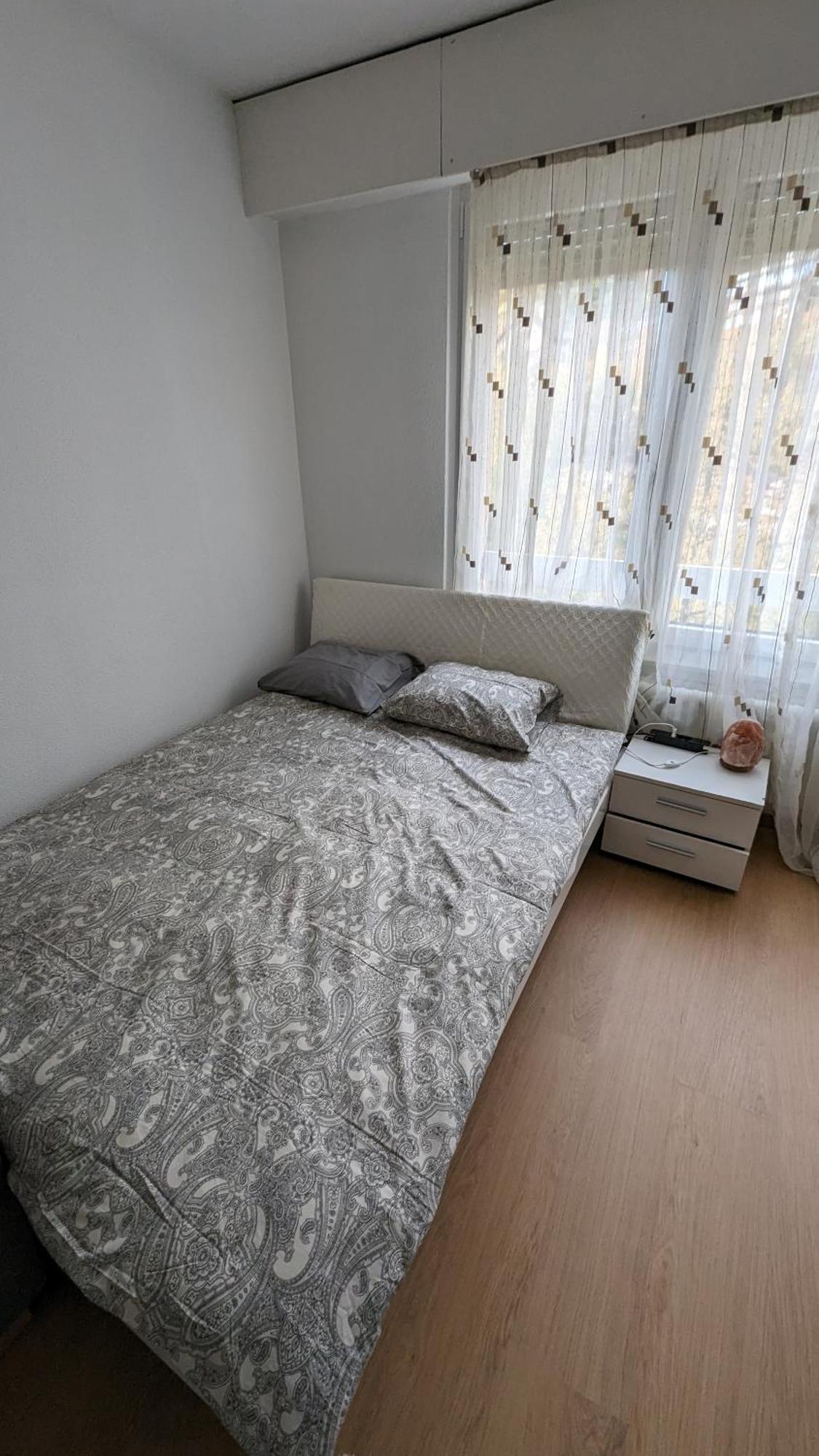 Studio Meuble Pour 2 - Proche De 蒙特勒 外观 照片